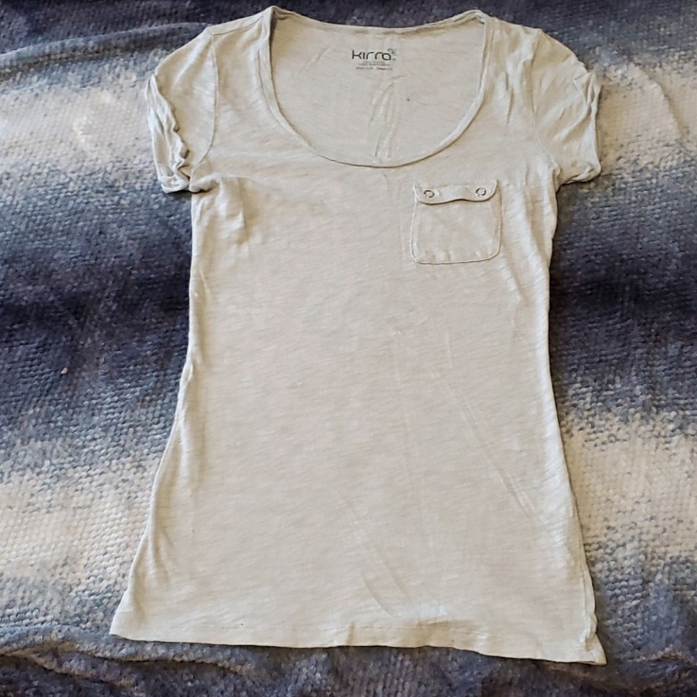 Light grey Kirra shirt